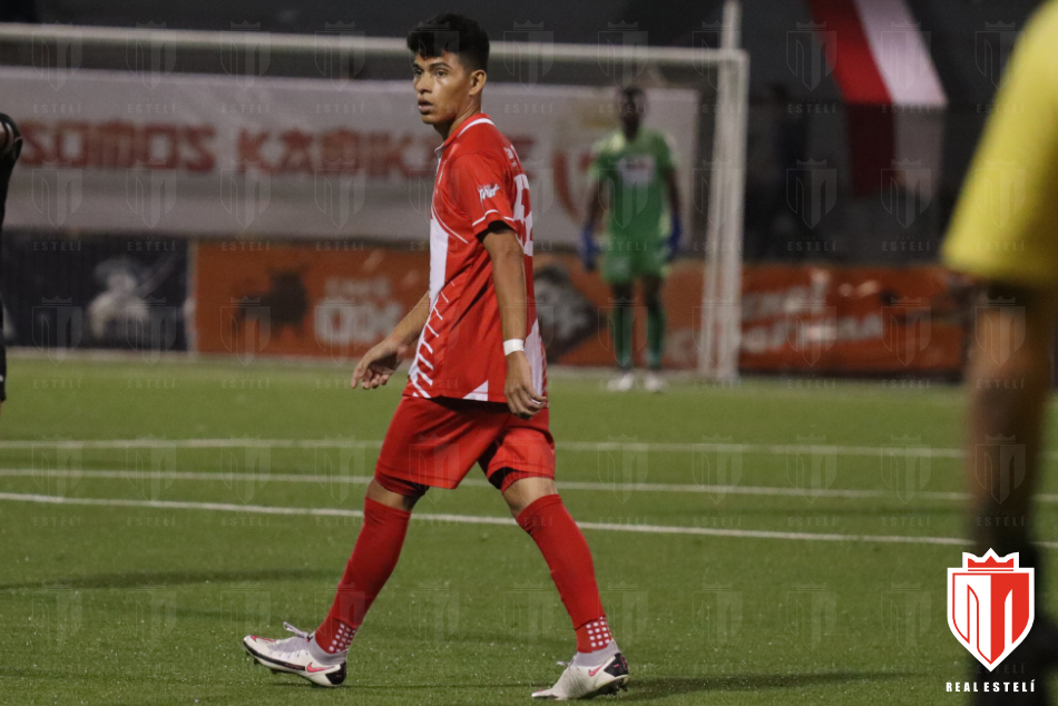 Debut y asistencia